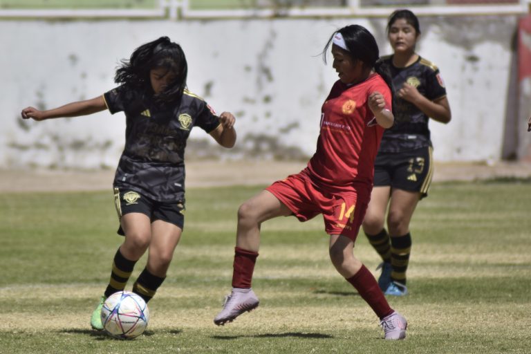 Continúa el Torneo Juvenil Femenino en Arequipa