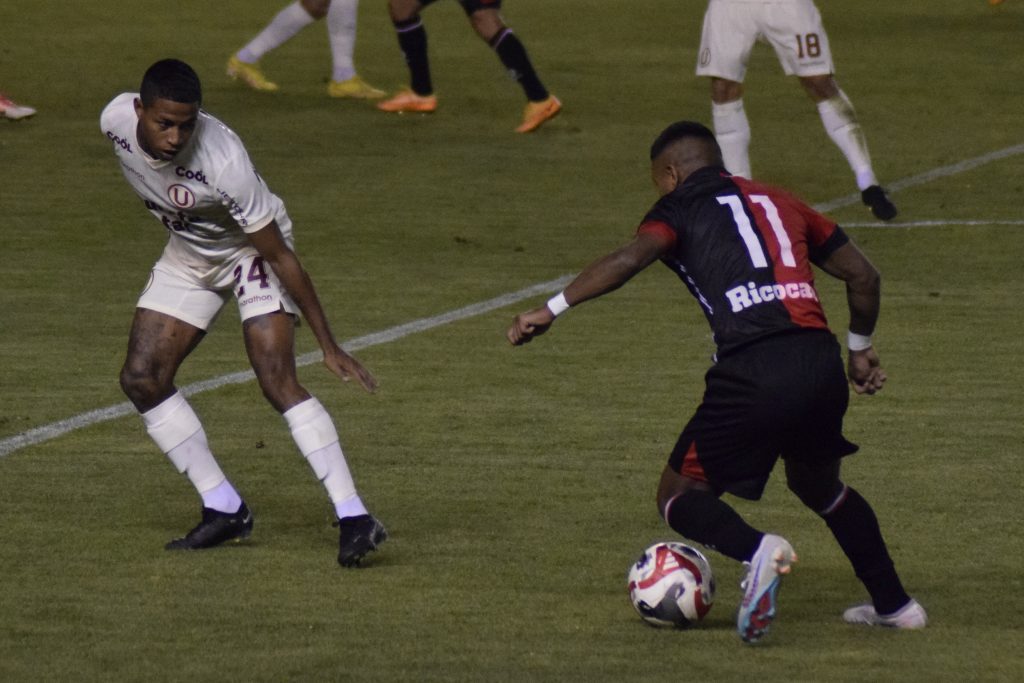 Melgar no pudo ante Universitario en Arequipa en la fecha 7 del torneo Clausura.