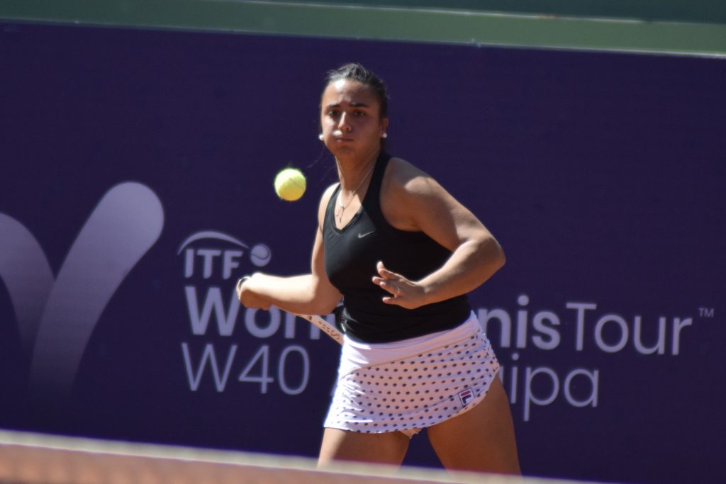 Juliana Rodríguez llegó al cuadro principal del ITF W40 de Arequipa tras vencer a la peruana Cano en la segunda ronda clasificatoria.