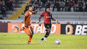 En el Torneo Apertura del 2023, Melgar y la UCV igualaron 2-2.