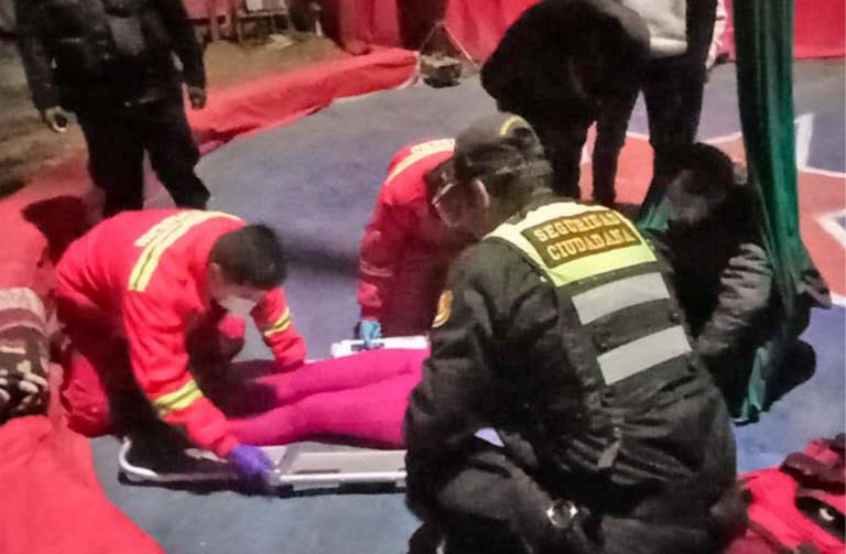 Dramático accidente en circo de Hunter: Trapecista sufre aparatosa caída de 8 metros de altura