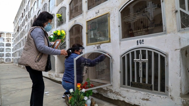 Madre de familia denuncia el robo del cadáver de su bebé en cementerio de Cusco