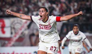 'Fefa' Lacoste fue la gran figura de Universitario en la Liga Femenina.