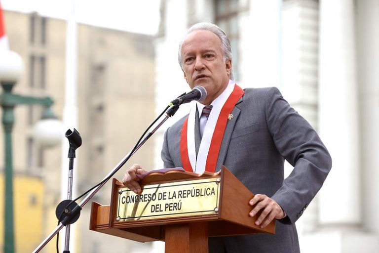 Congresista Hernando Guerra García falleció en Arequipa debido a una descompensación