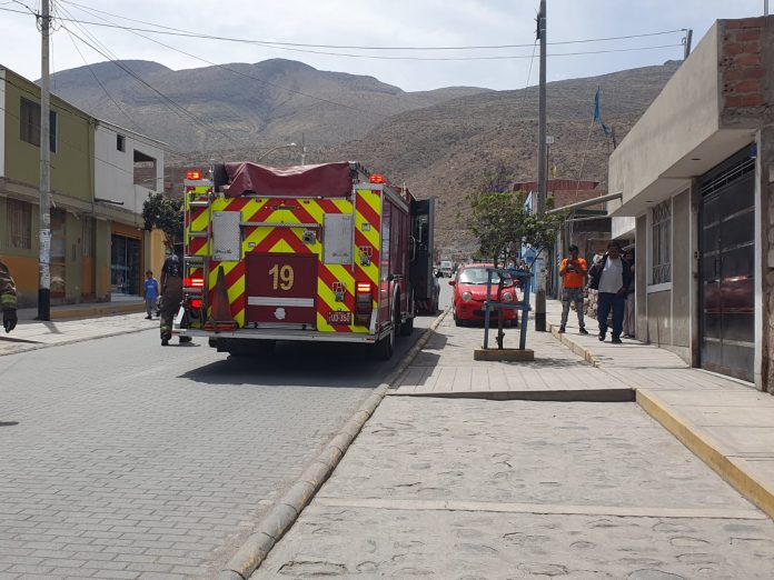 Bomberos controlaron a tiempo fuga de gas FOTO: Isaac Vilca / HBA Noticias