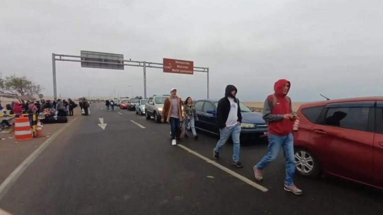 Tacna: Ampliación de diferencia horaria con Chile genera mayor congestión en la frontera 