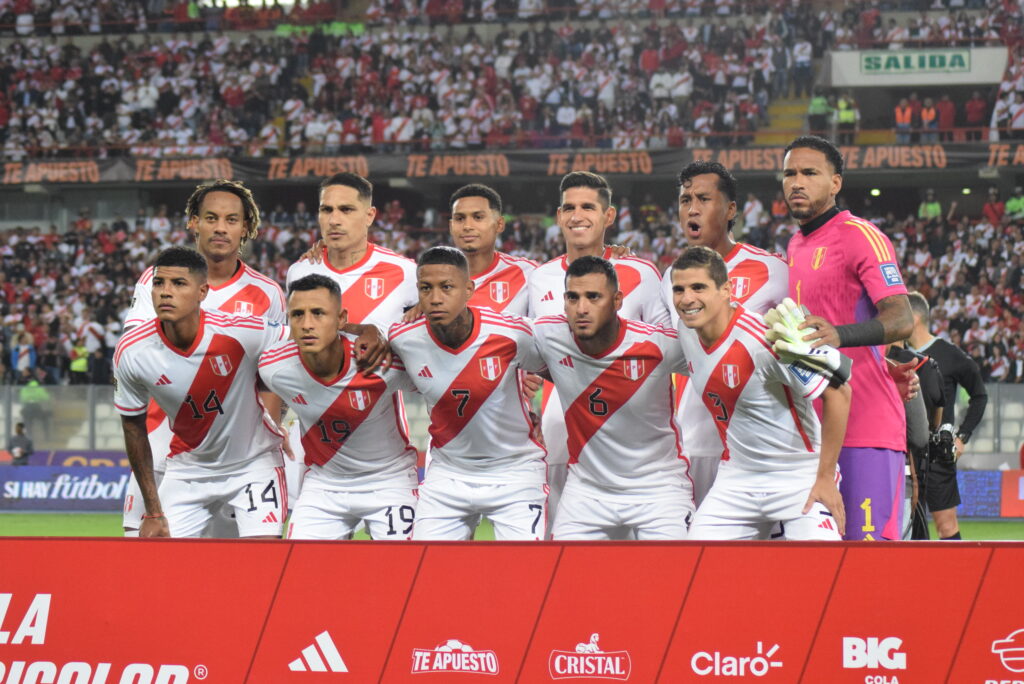 Selección Peruana ante Brasil por Eliminatorias Sudamericanas.