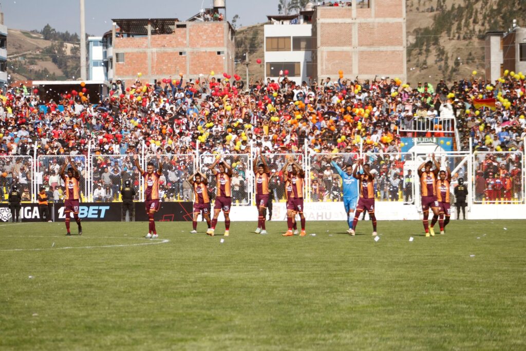 Equipo de Andahuaylas en su partido por el ascenso en 2023.