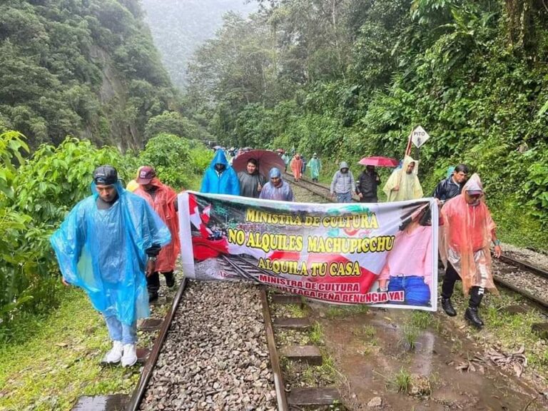 Reiniciarán paro en Machu Picchu, ministros no llegaron a mesa de diálogo