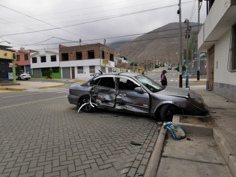 Dos heridos tras accidente de tránsito en Ciudad de Dios