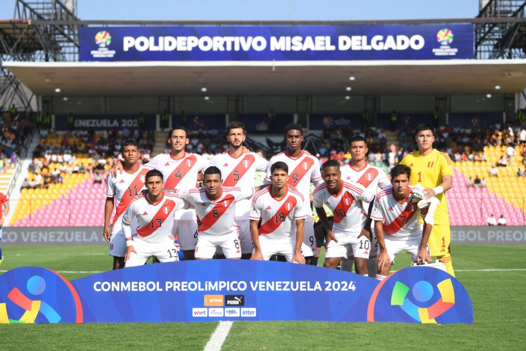 Equipo titular de Perú en el arranque del Sudamericano Sub-23.
