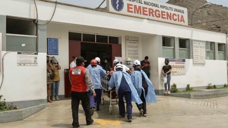 Menores heridos en balacera entre presuntos barristas de Universitario y Alianza Lima se encuentran graves