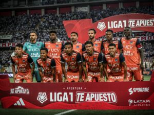 Plantel titular de la UCV en el arranque de la Liga 1.