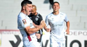 Bernardo Cuesta en el último enfrentamiento de Melgar con Unión Comercio.