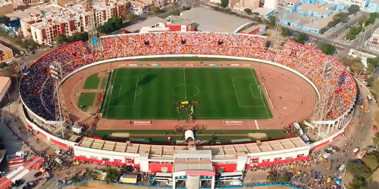 Estadio Mansiche lleno para partido de la Selección Peruana.