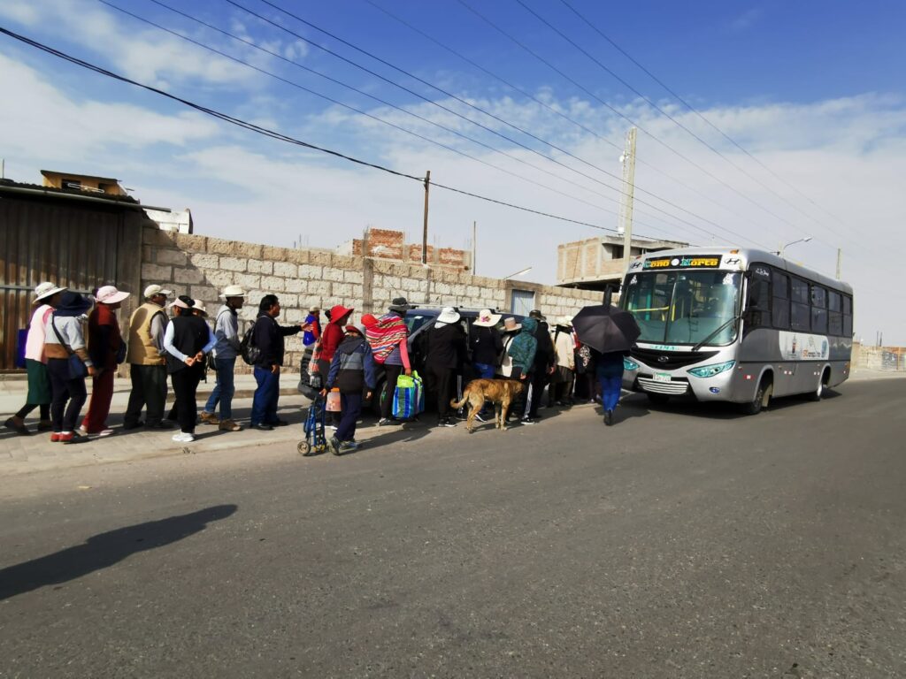 Pobladores de PeruArbo marchan rumbo al Gobierno Regional de Arequipa FOTO: Rosa Cabanillas