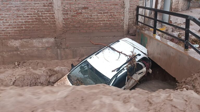 Fuertes lluvias azotan Torata: deslizamientos, inundaciones y daños materiales