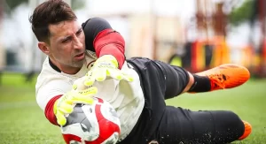 Sebastián Britos, guardameta de Universitario de Deportes.