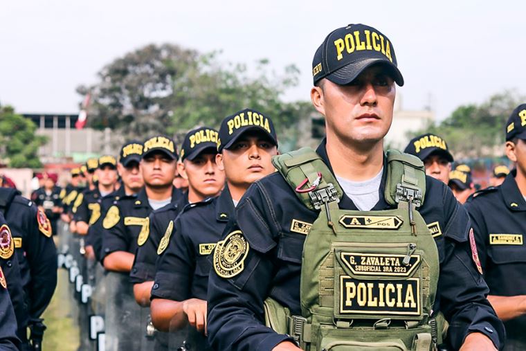 Nueva división de la policía para enfrentar mafias será instruida por los EE.UU.