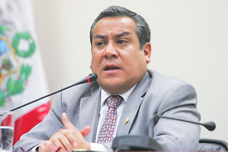 Presidente de la PCM, Gustavo Adrianzén: «Siento como si hubiésemos normalizado la corrupción»