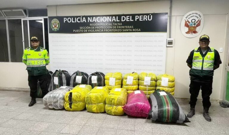 Tacna: Sujetos abandonan mercadería de contrabando y huyen a Chile tras ser descubiertos
