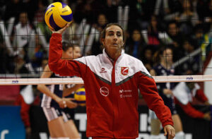 Natalia Málaga, ex entrenadora de la Selección Femenina de Vóleibol Peruana.