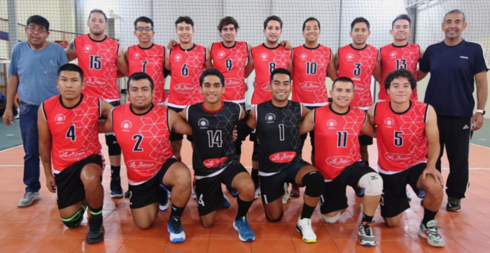 Equipo del Club Internacional en la Liga Intermedia de Vóleibol Masculino.