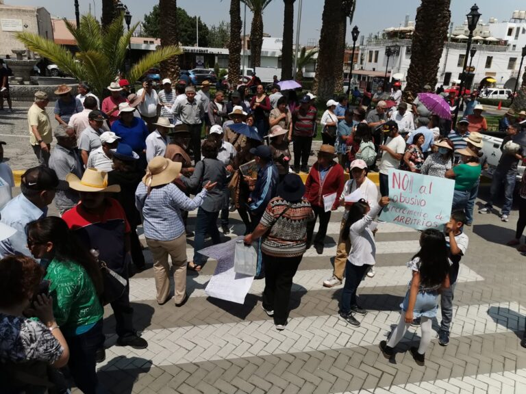 Yanahuara: Vecinos rechazan aumento de arbitrios y exigen revocatoria del alcalde