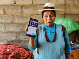 Abuela de Gilber pide apoyo para salvarle la vida a su nieto FOTO: Rosa Cabanillas/HBA Noticias