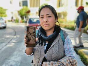 Madre de familia pide apoyo para su hija que padece de leucemia FOTO: Rosa Cabanillas/HBA Noticias