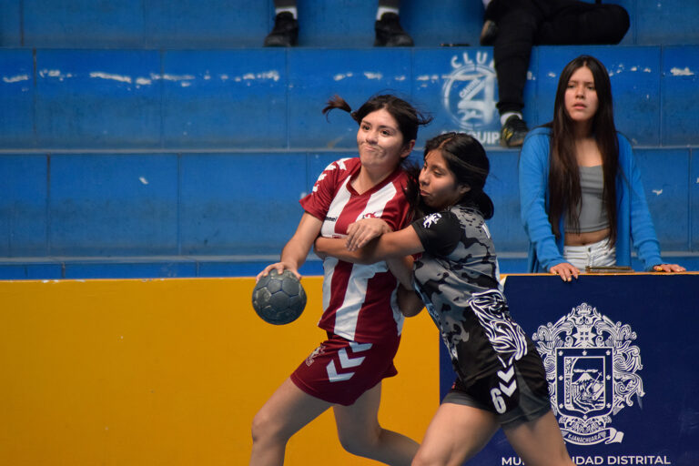 Torneo Apertura de Handball en Arequipa.