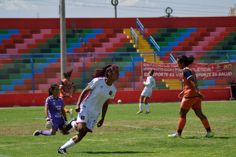 Raquel Bilcape anotó en el triunfo de FBC Melgar sobre UCV.