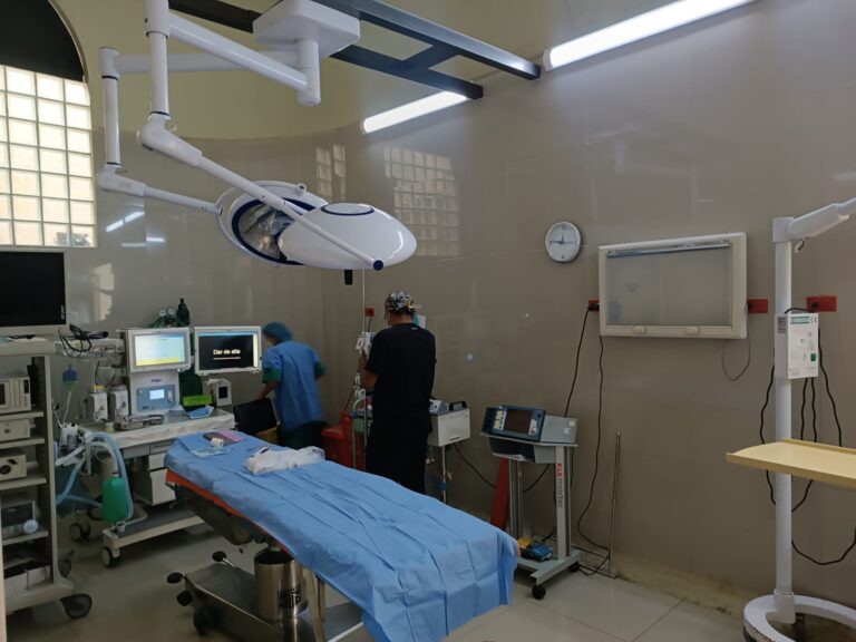 Centro Quirúrgico del Hospital Goyeneche se inundó por cuarta vez