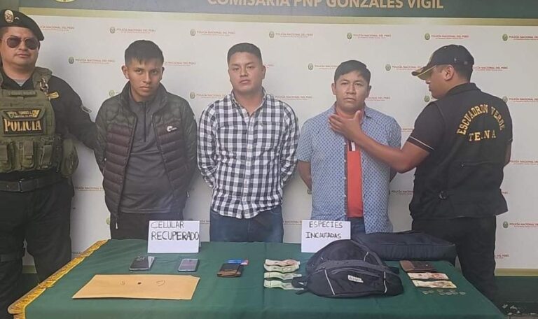 Capturan a tres sujetos que robaron celular a escolar en bus de Tacna