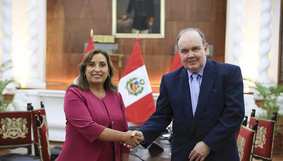 Rafael López Aliaga opina que Dina Boluarte le debe una disculpa al Perú por el Caso Rolex