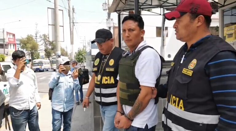 Capturan a sujeto acusado de robar camionetas en Arequipa