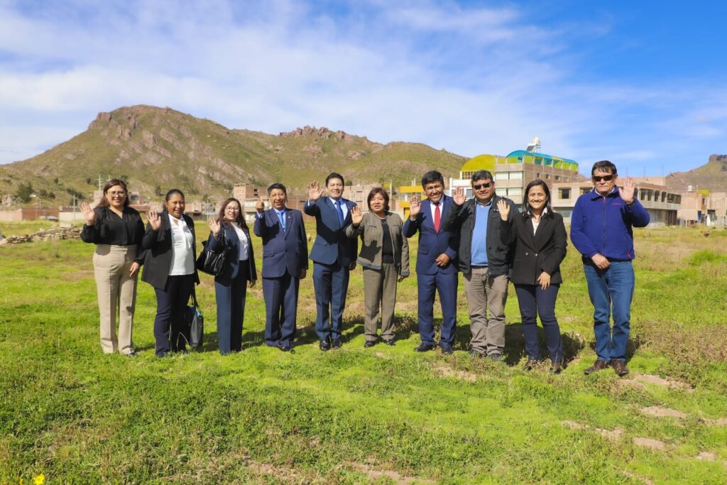 Autoridades firmaron convenio para la masificación del gas natural en Puno

