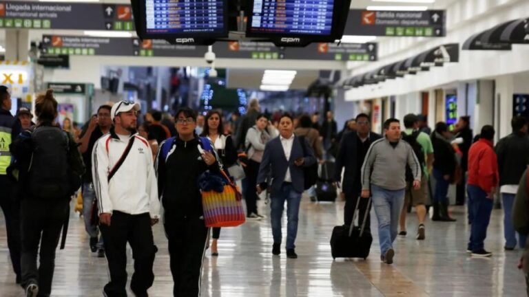 Gobierno oficializó revocación de decreto que exigía solicitar visa a ciudadanos mexicanos