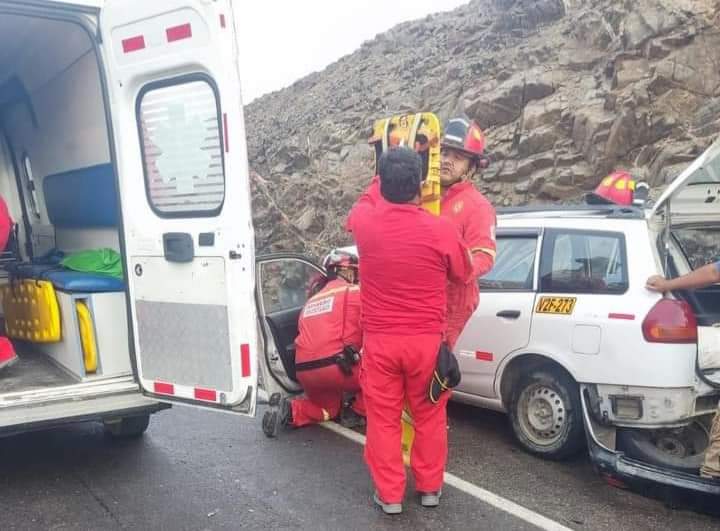 Familia entera resulta herida tras accidente en la Quebrada del Toro
