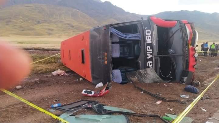 Se incrementa a 11 el número de fallecidos tras trágico accidente en la vía Puno – Cusco