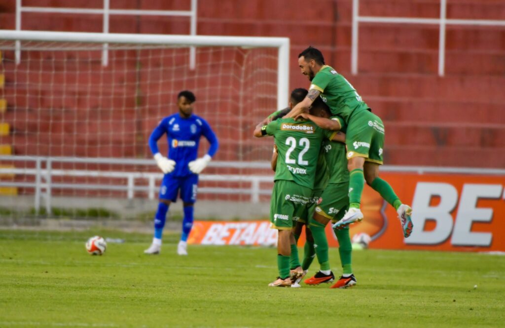 Foto: Diego Ramos | HBA Noticias - Triunfo huancaíno en Arequipa el 2023.