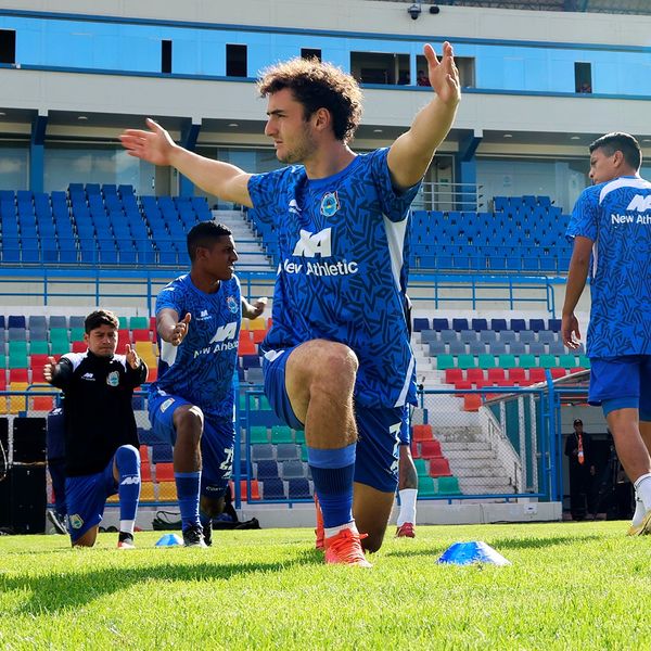 Mariano Barreda en su primer partido como titular en Juliaca. 