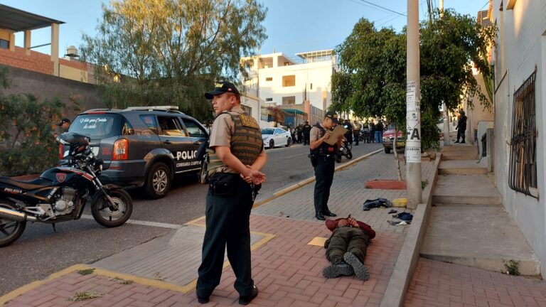 “La Legión del Sur”: Tras intensa persecución y balacera capturan a presuntos delincuentes en Socabaya