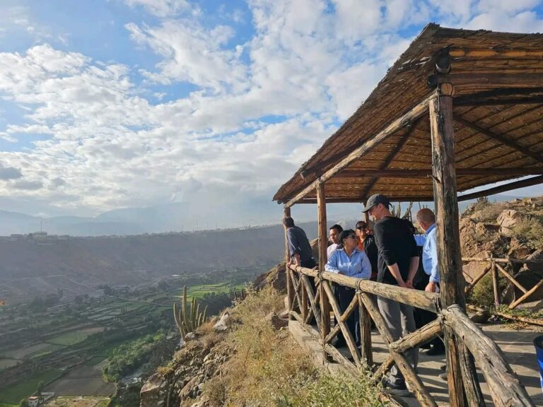 Promoviendo el Parque Las Rocas de Alto Selva Alegre