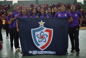 Representantes de Supernova de Lima en el Campeonato Nacional de Handball.