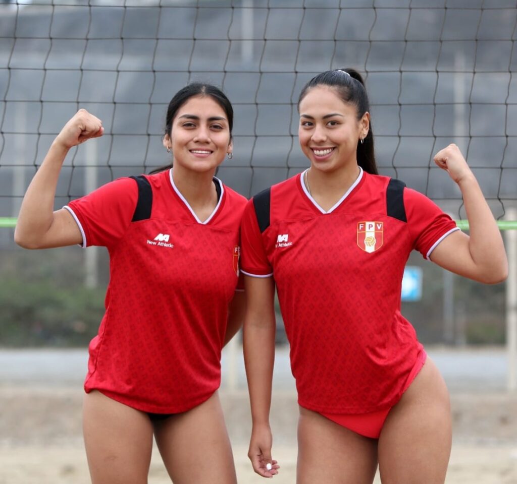 Kyara Becerra y Edith Gonzales listas para el Preolímpico Femenino de Vóley Playa en Asunción. 