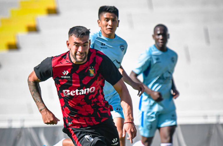 Marco Valencia afrontó su segundo amistoso al mando de FBC Melgar, partido que resultó en victoria 'Rojinegra' ante Deportivo Garcilaso.