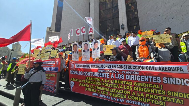 Sindicato de Construcción Civil de Arequipa se moviliza contra sentencia a ex dirigentes por extorsión