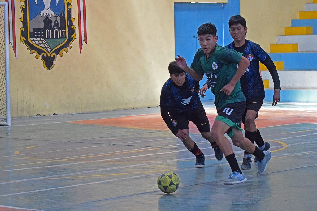 El futsal masculino dejó al Ejército Arequipa en lo más alto del podio en Miraflores.