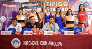 Representantes del Automóvil Club Arequipa.